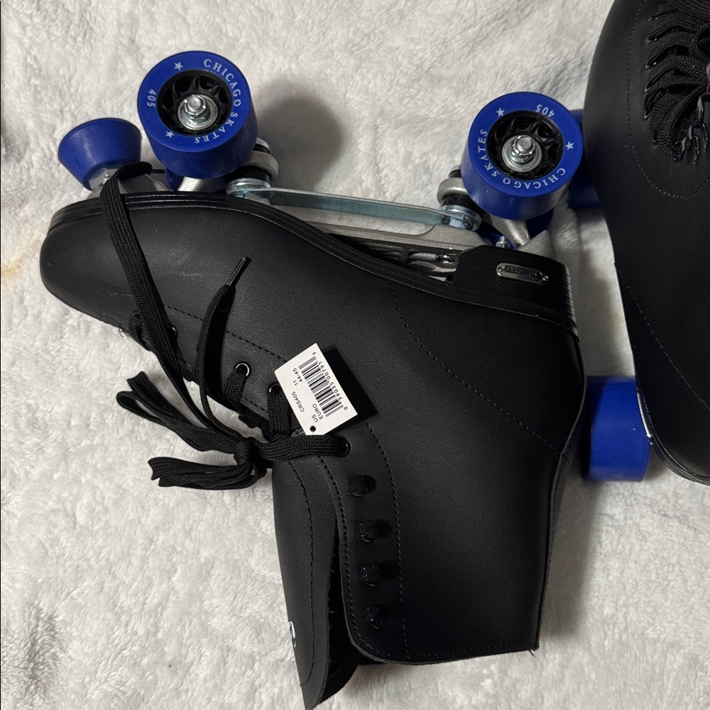 Men's Black and Blue Roller Skates - Picture 5 of 16